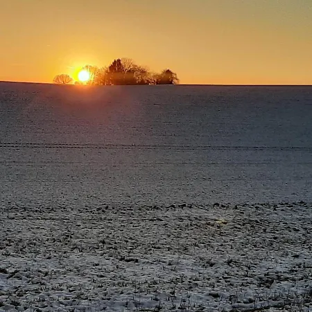 Vakantiestudio Ciney 아파트 Chapois