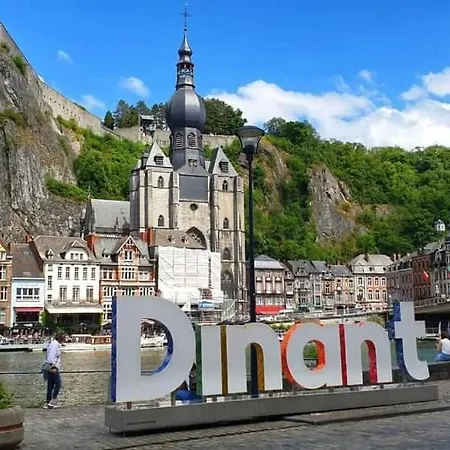 Vakantiestudio Ciney Apartamento Chapois